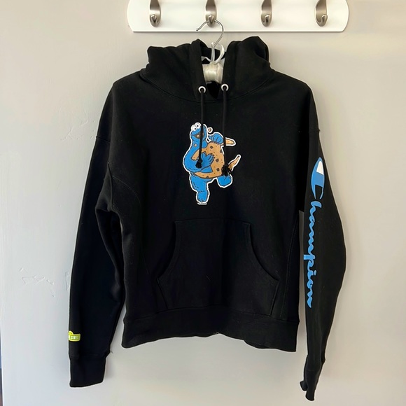 Champion X Sesame Street Cookie Monster Sweatshirt Size Small - Picture 5 of 6